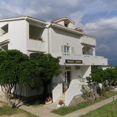 Apartments Aventura Baska For Relaxing Holidays Extérieur photo