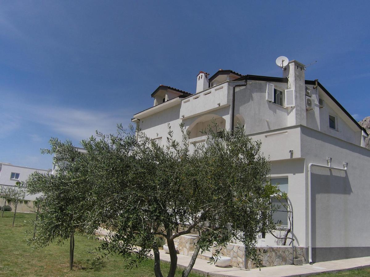 Apartments Aventura Baska For Relaxing Holidays Extérieur photo